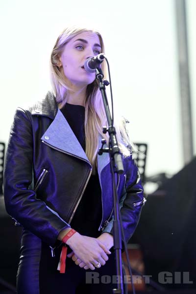 LONDON GRAMMAR - 2014-05-31 - PARIS - Parc de Bagatelle - 